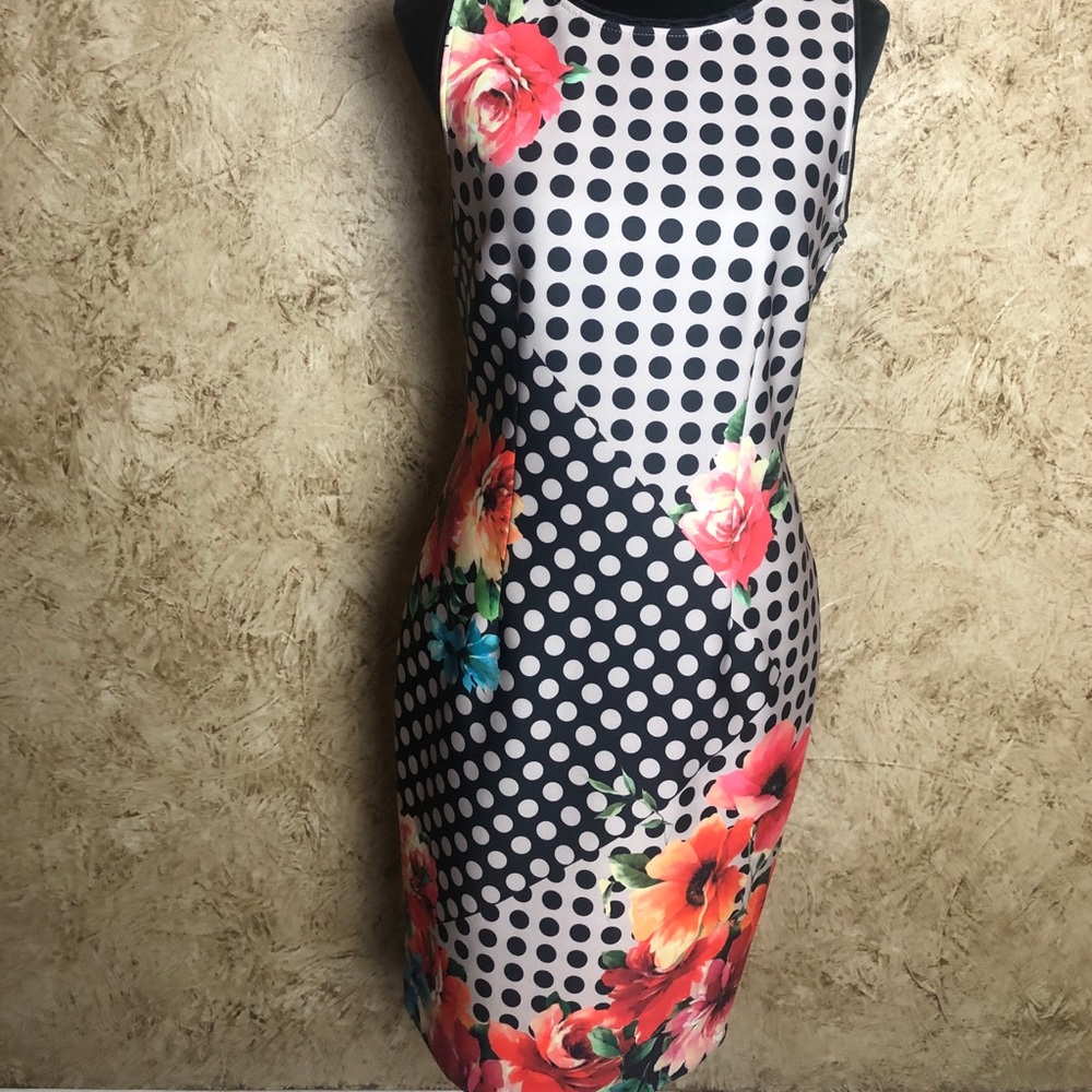 Joseph Ribkoff drs size 8 NWT black/tan dot/roses
